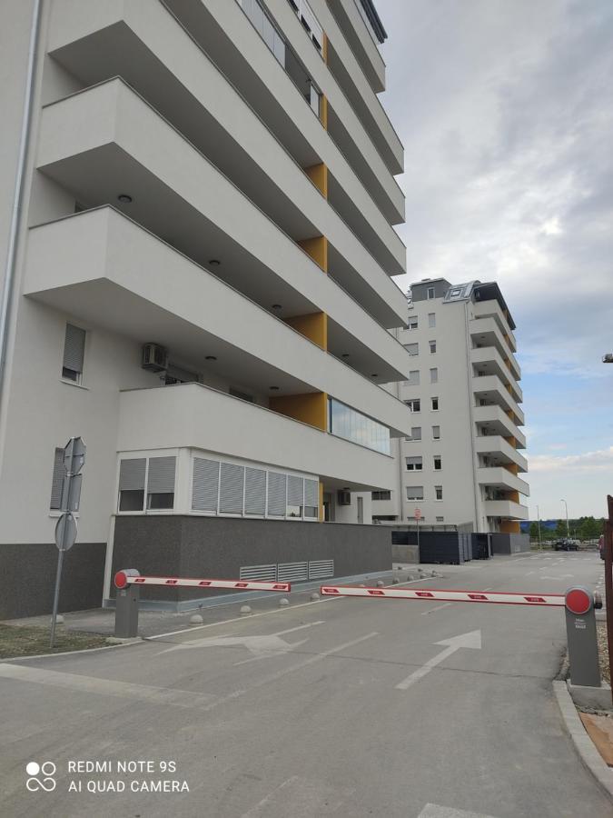 Bosco Apartment Zagreb Bagian luar foto